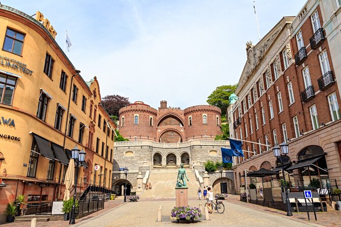 Old Town Helsingborg: Exploration Game and Self-Guided Tour - Starting at Sundstorget and Dunkers Kulturhus