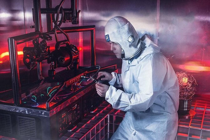 One-hour Private Star Struck Escape Room Gaming in London - Why the private format can work well