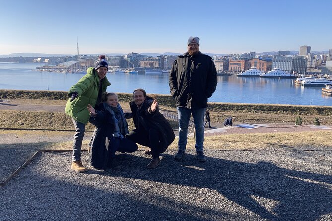 Oslo Viking Quest: Exploration Game and Tour - The Royal Palace and its long view down Karl Johans gate