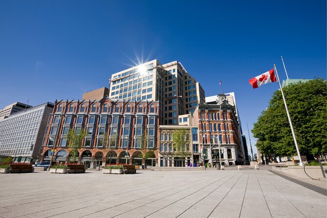 Ottawa Scavenger Hunt and Highlights Self Guided Audio Tour - Parliament Hill gives you the right beginning