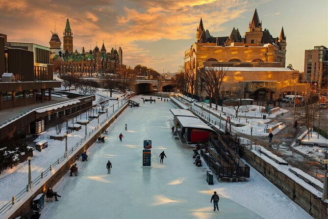 Ottawa Scavenger Hunt and Highlights Self Guided Audio Tour - Major’s Hill Park is built for a flexible break
