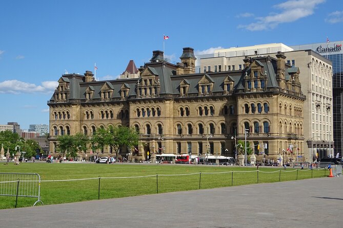Ottawa Self Guided Walking Tour And Scavenger Hunt - Key things to know before you book