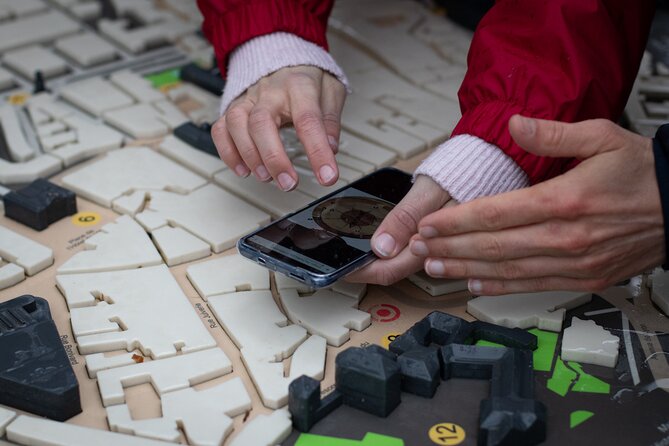 Outdoor Escape Game | The Treasure of India - The Benoît de Boigne story gives the walk a purpose