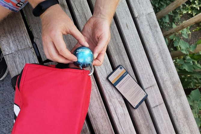 Outdoor Escape Game with drinks in Brussels - Four to ten players per team