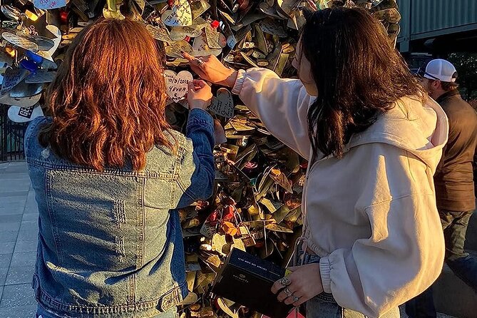 Outdoor Escape Room in Philadelphia - Logan Square - A realistic two-hour pace