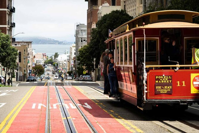 Outdoor Escape Room in San Francisco - Castro - A two-hour route with room for a slower pace