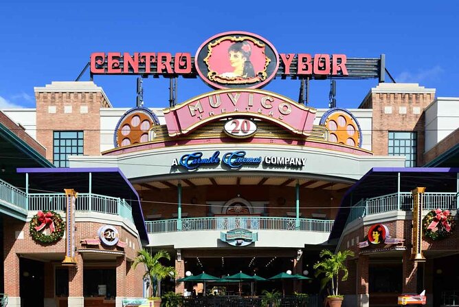 Outdoor Escape Room in Tampa - Ybor City - Why group size changes the game
