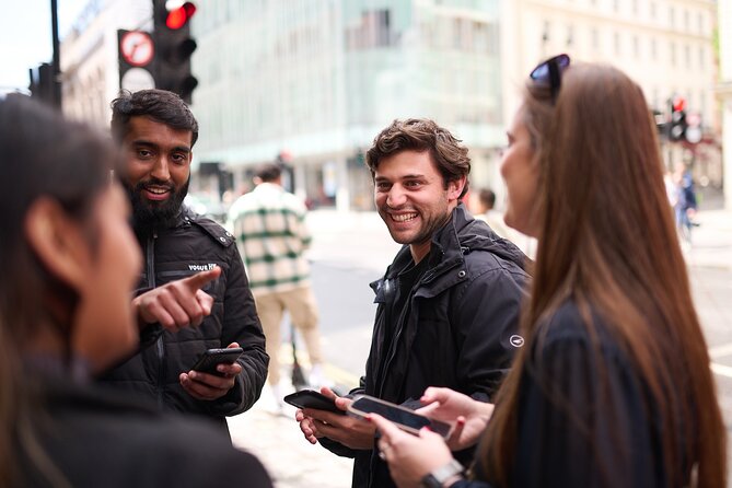 Outdoor Scavenger Hunt Manchester - A family inheritance with a Manchester twist