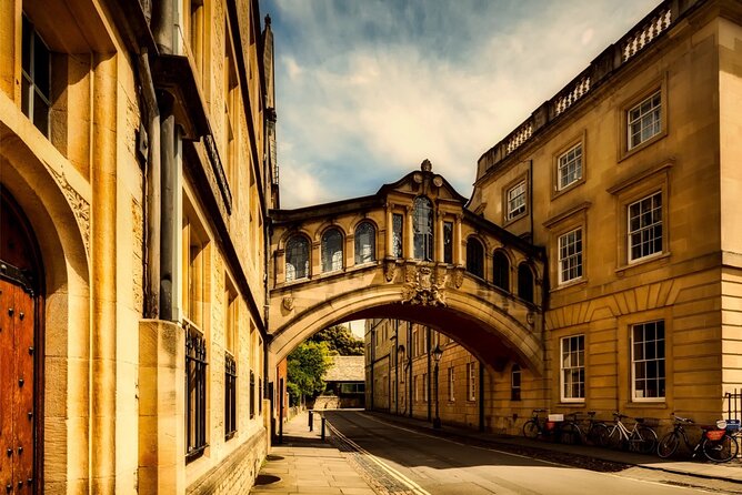 Oxford Scavenger Hunt and Sights Self-Guided Tour - What $13.28 buys you
