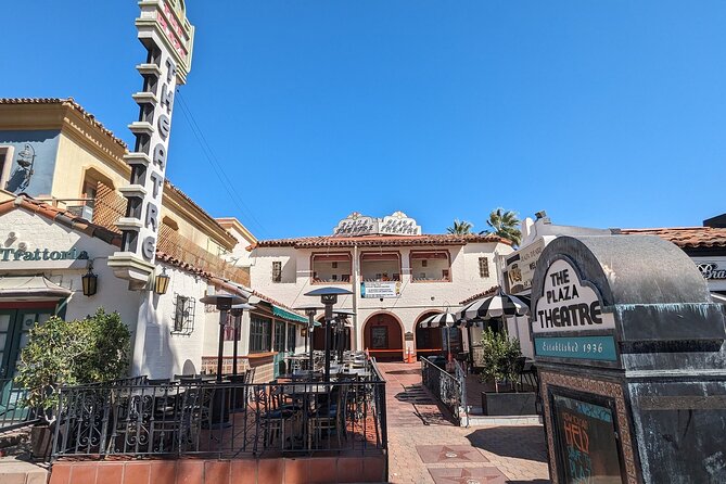 Palm Springs Scavenger Hunt Walking Activity and Game - Famous sights and lesser-known places