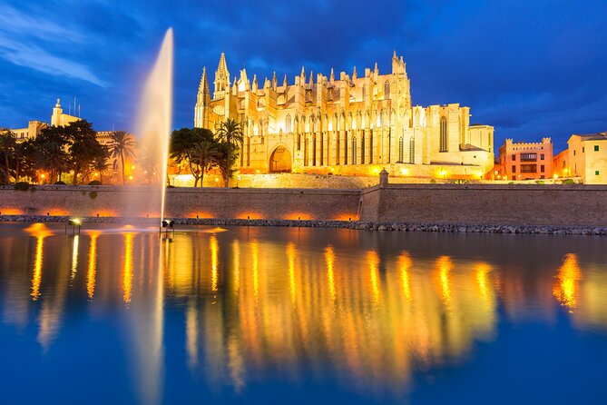Palma de Mallorca Self-Guided Scavenger Hunt and Tour - What the app format means for your day