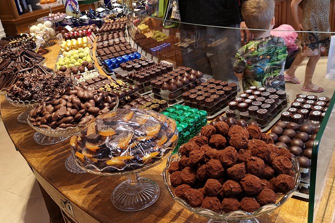 Paris Sweet & Chocolate Family Treasure Hunt - Starting at Paris’s oldest chocolate store