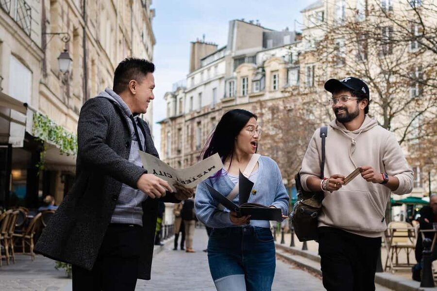 Paris: Treasure Hunt & Walking Tour "Secret Weapon X" - Key points at a glance