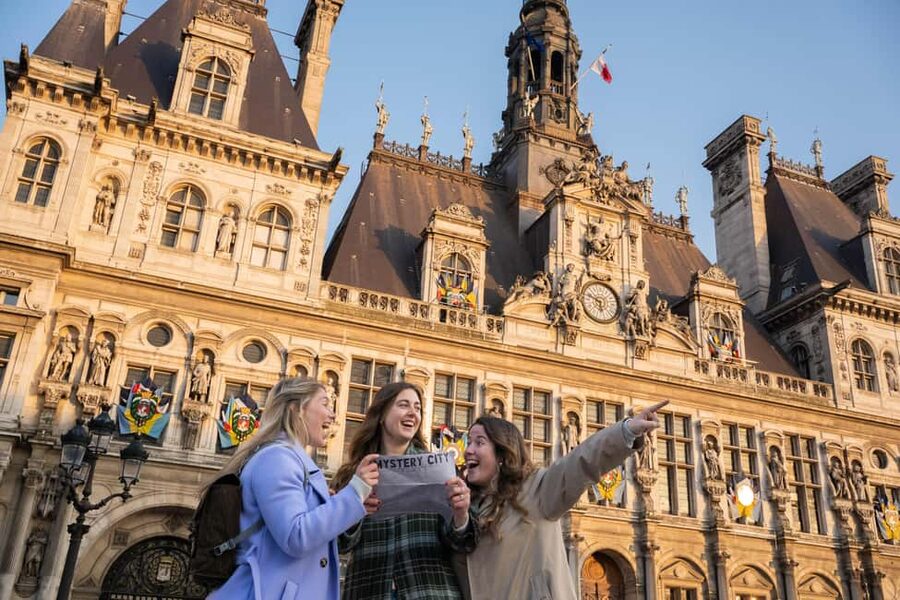 Paris: Treasure Hunt & Walking Tour "Secret Weapon X" - Starting at Play-In on Rue de Rivoli