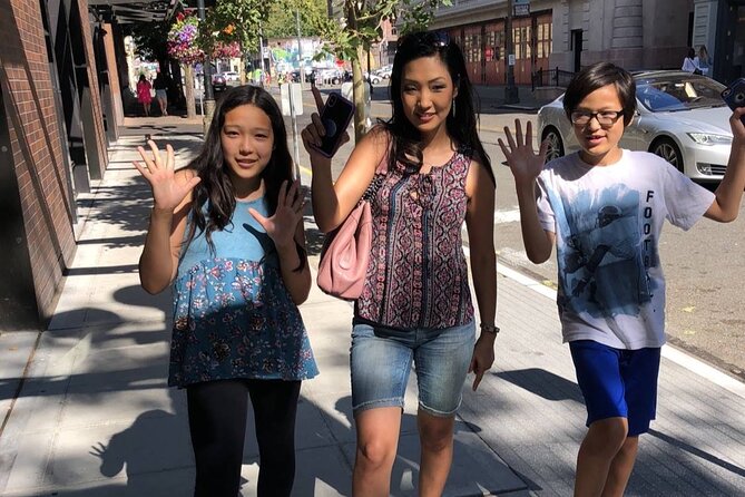 Participate in a Fun Scavenger Hunt in Cleveland by Crazy Dash - Key Points at a Glance