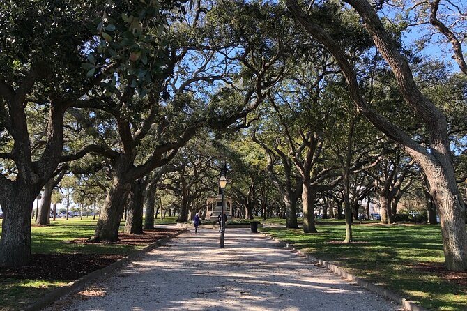 Patriot Escape Charleston Scavenger Hunt and Free Museum - Stop 1: The Powder Magazine