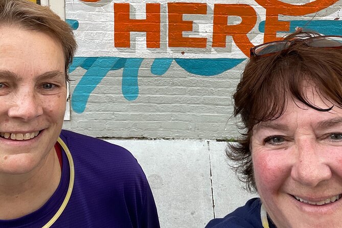 Pensacola Love in the City Date Tour & Scavenger Hunt - Key points at a glance