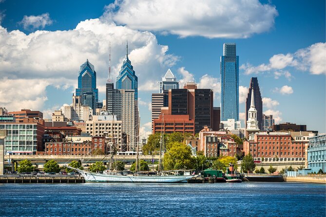 Philadelphia Scavenger Hunt & Highlights Self Guided Audio Tour - How much of a scavenger hunt is it?