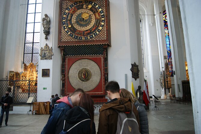 Private 2-Hour Tour with City Game in Gdańsk - St. Mary’s Church, bricks, legends, and a climb