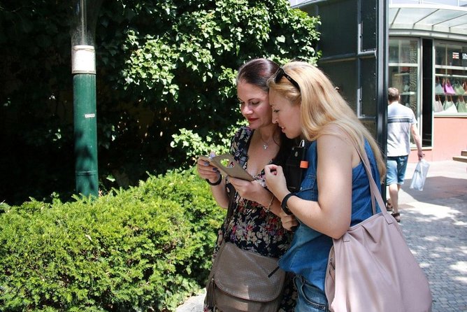 Private city discovery tour - A Historical Treasure Hunt - The $33.88 price and what you receive