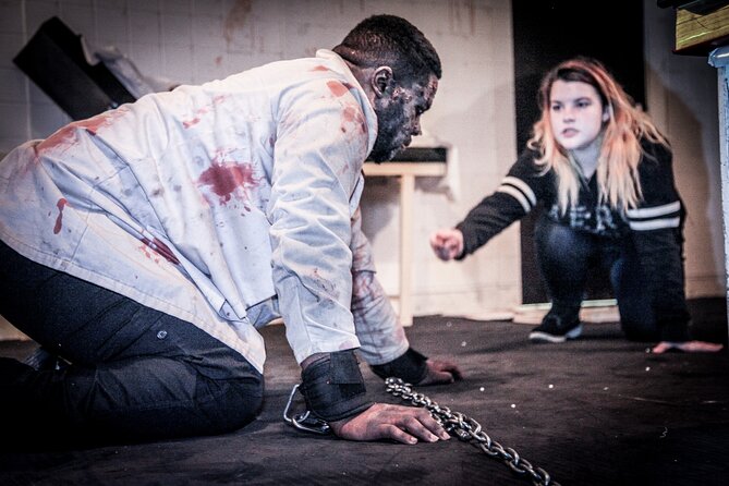 Private Escape Room with a Zombie in London - Arriving at Bunker 51 in southeast London