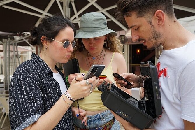 Private Outdoor Escape Game in Lisbon - Augusta Street turns walking into clue work
