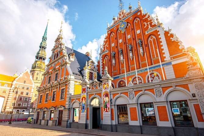 Riga Scavenger Hunt and Highlights Self Guided Audio Tour - How the World City Trail App Works