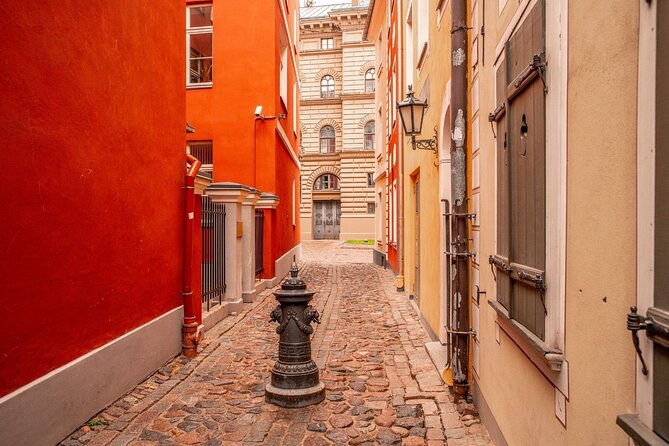 Riga Scavenger Hunt and Highlights Self Guided Audio Tour - From the Art Museum to St. Peter’s Church