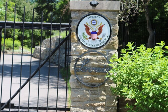 Rockcliffe Ottawa: Exploration Game and Tour - Thai residence and the turn toward Stornoway