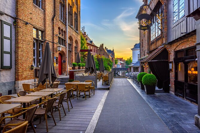 Romantic Bruges: Love Between the Canals Exploration Game - Dijver and Boniface Bridge