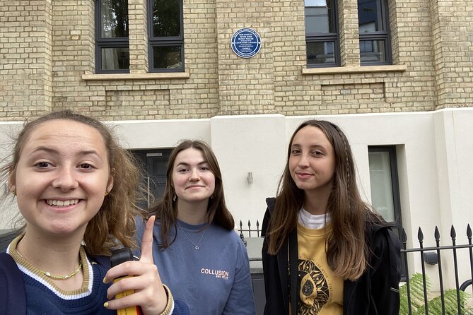 Romantic Notting Hill: Self-Guided Love Story Puzzle Walk - Ladbroke Grove and The Notting Hill Bookshop