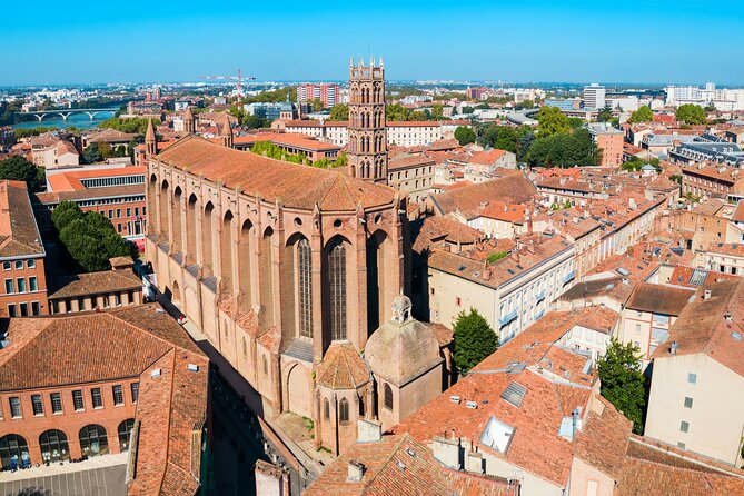 Romantic Toulouse: Self-Guided Love Story Puzzle Walk - From famous Toulouse sights to quieter corners