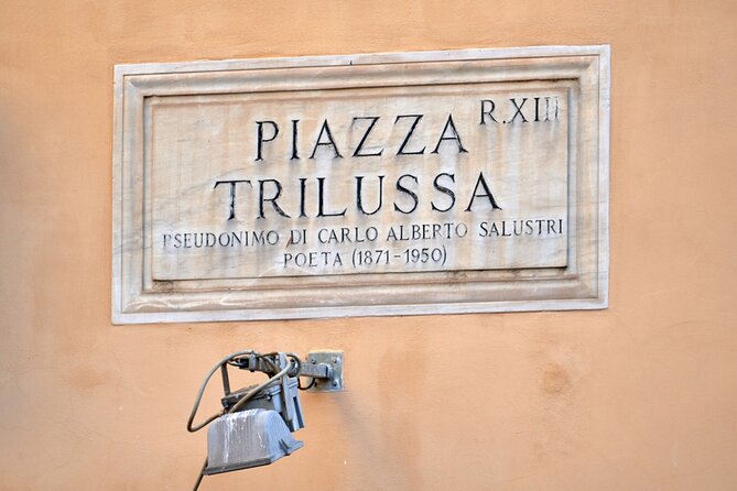 Rome: Hidden Treasures of Trastevere Self-Guided Puzzle Quest - A Roman house and the lanes near Santa Maria