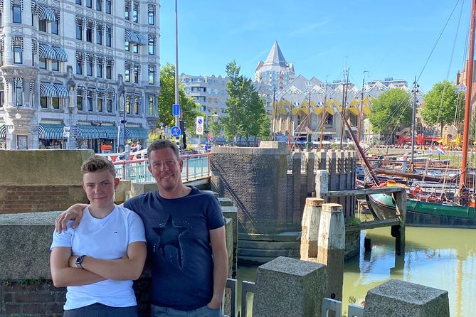 Rotterdam Highlights & Spies: Interactive City Game - Seven stages across central Rotterdam