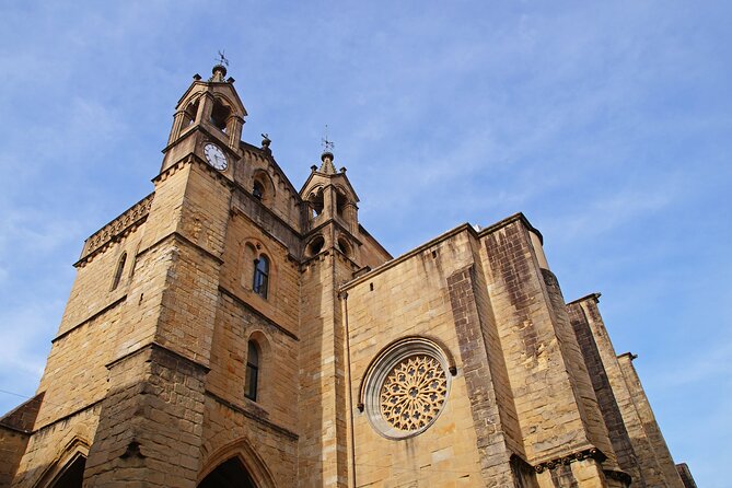 San Sebastian: Old Town Exploration Game and Tour - From Boulevardeko Kioskoa to Bretxa Market