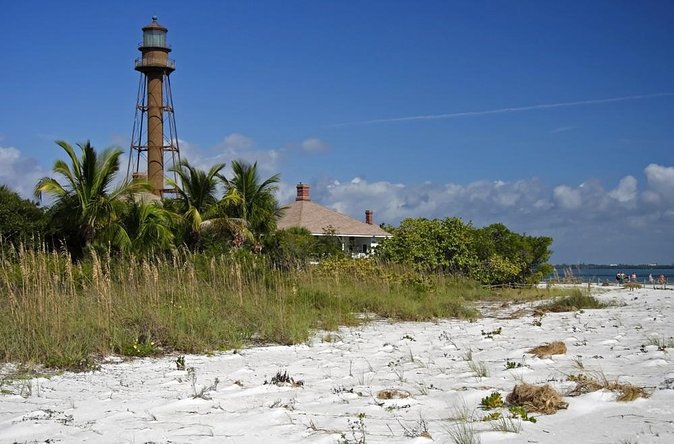 Sanibel Island Shuffle Scavenger Hunt - A Sanibel sightseeing game with a phone in your hand