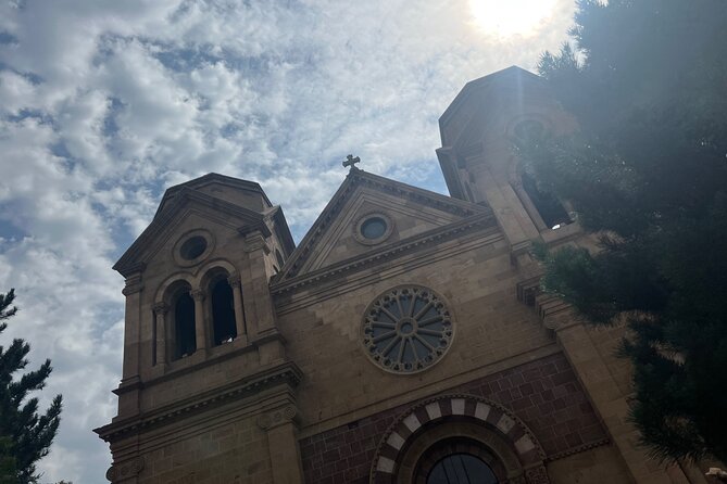 Santa Fe Follies Scavenger Hunt - Family-friendly, but not shy