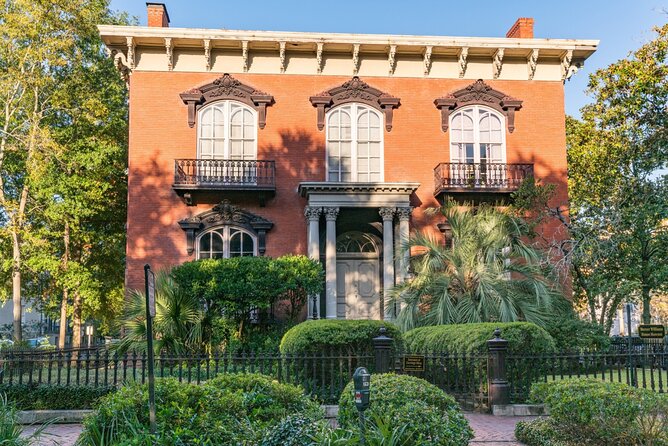 Savannah Scavenger Hunt and Sights Self Guided Tour - Turning each stop into a small puzzle