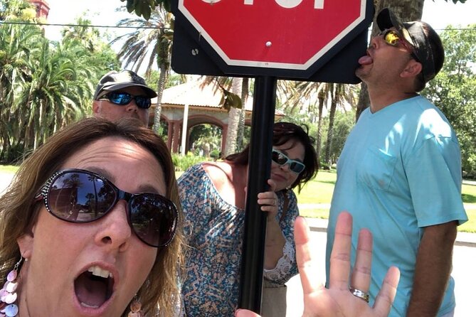 Scavenger Hunt Adventure in Indianapolis by Wacky Walks - Help from a Remote Host