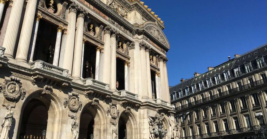 Scavenger Hunt in Paris: Madeleine, Opéra & Place Vendôme - Starting beside La Madeleine