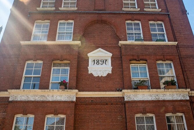 Secrets of Bermondsey: Self-Guided Urban Puzzle Walk - Bermondsey Beer Mile and Tower Bridge Road