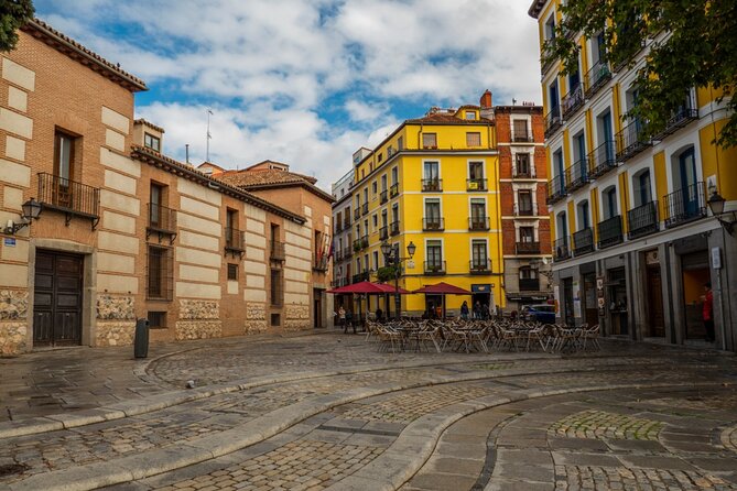 Secrets of La Latina: Self-Guided Puzzle Walk in Madrid - From Botín to the first clues