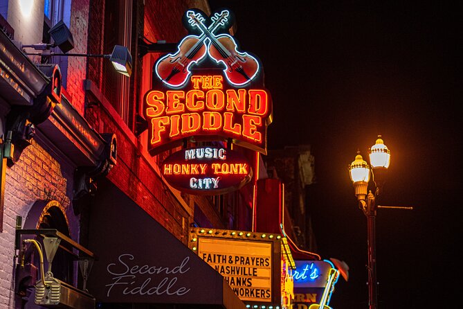 Self Guided Adventure Game Walking Tour - A Nashville walk with a story to follow