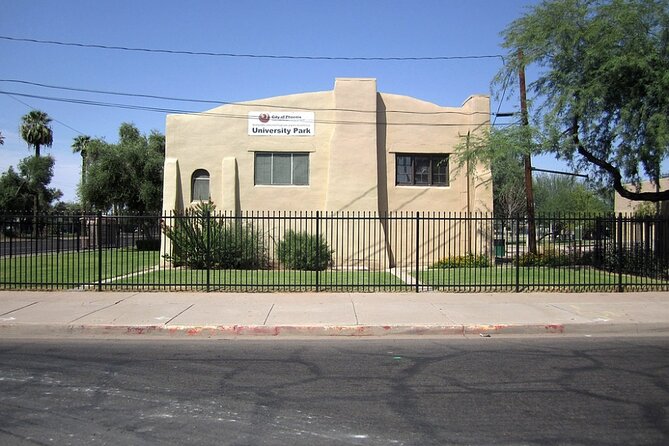 Self-Guided Arizona Scavenger Hunt: Arizona's Capitol Sights - Roles, photos, and the friendly competition