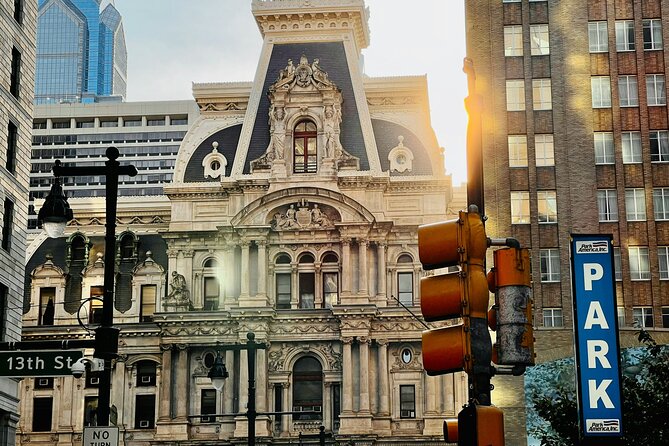 Self-Guided Philadelphia Scavenger Hunt: People Who Made America - Arch Street Meeting House and the Old City setting