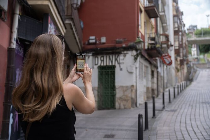 Self Guided Santander Scavenger Hunt - Twenty-Six Clues Through Santander