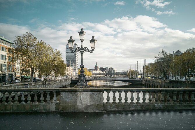 Self-Guided Scavenger Hunt: Dublin Adventure - How the Let’s Roam app shapes the experience