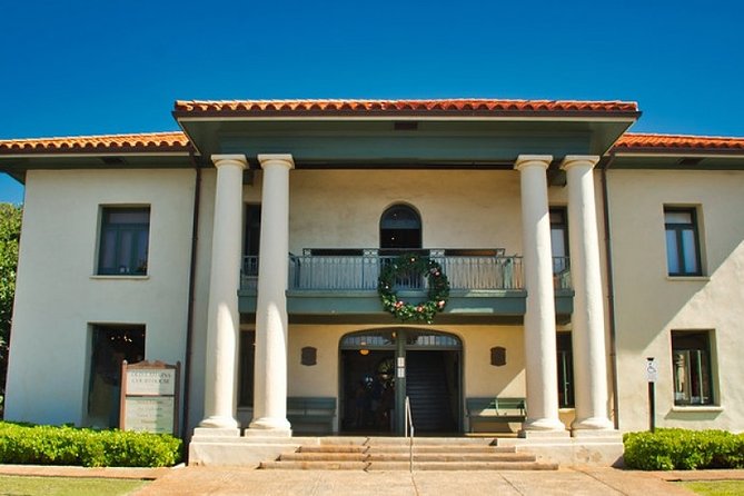 Self-Guided Scavenger Hunt: Lahaina Over The Rainbow - Masters Reading Room And Smaller Discoveries