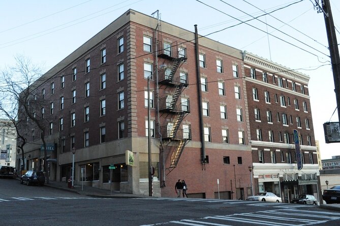 Self-Guided Seattle Scavenger Hunt: Plunging Seattle’s Depths - A Smartphone Game Through Seattle’s Old Center