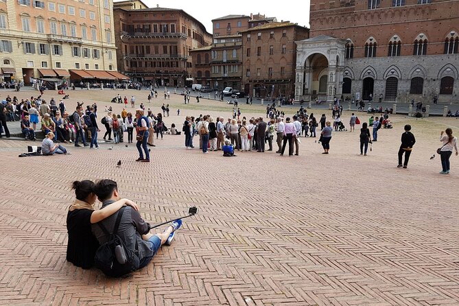 Siena Scavenger Hunt and Highlights Self Guided Audio Tour - Torre del Mangia and Palazzo Pubblico